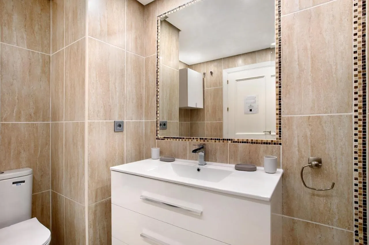 شقة Puerto Marina Luxury Studio بينالماذينا